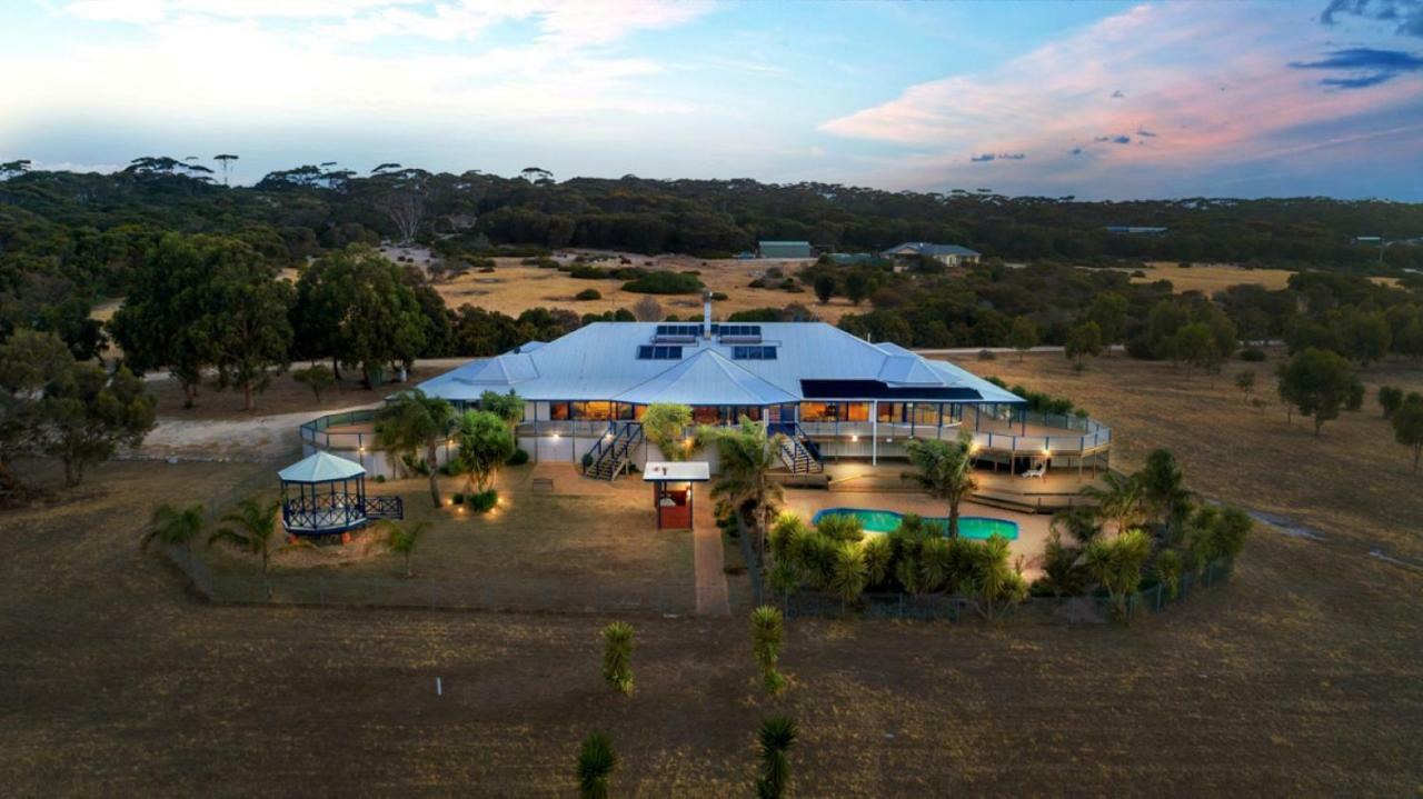 Villa Doyles On The Bay à Kingscote Extérieur photo